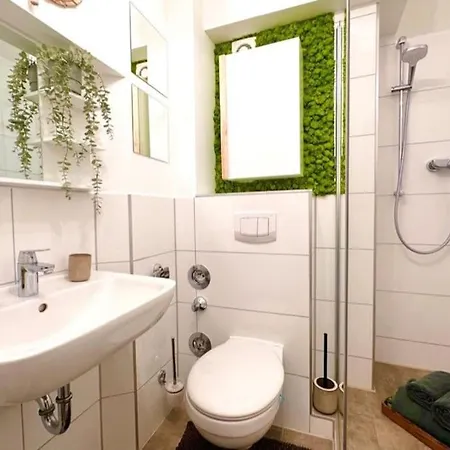Design Apt. Messe•hbf•uniklinik Apartment *